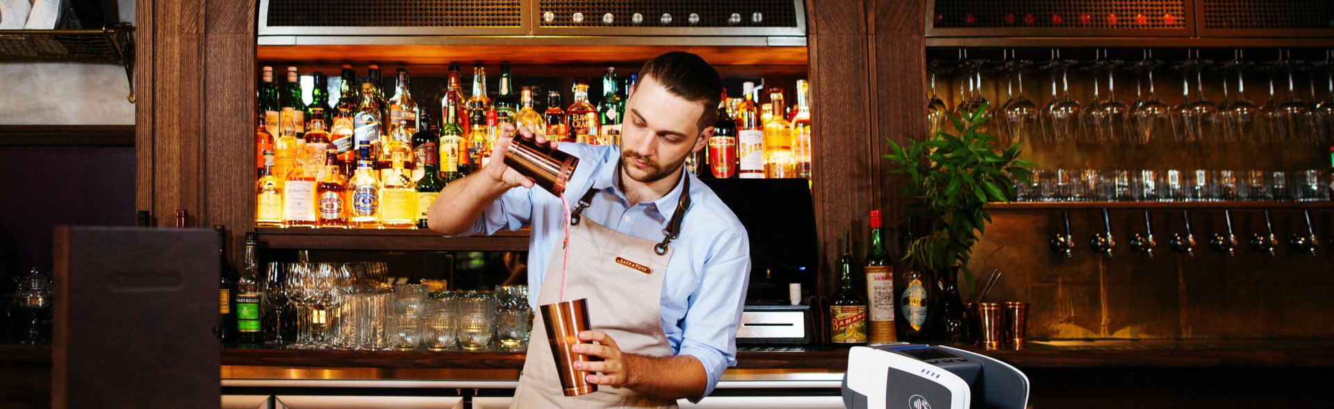 bar tender