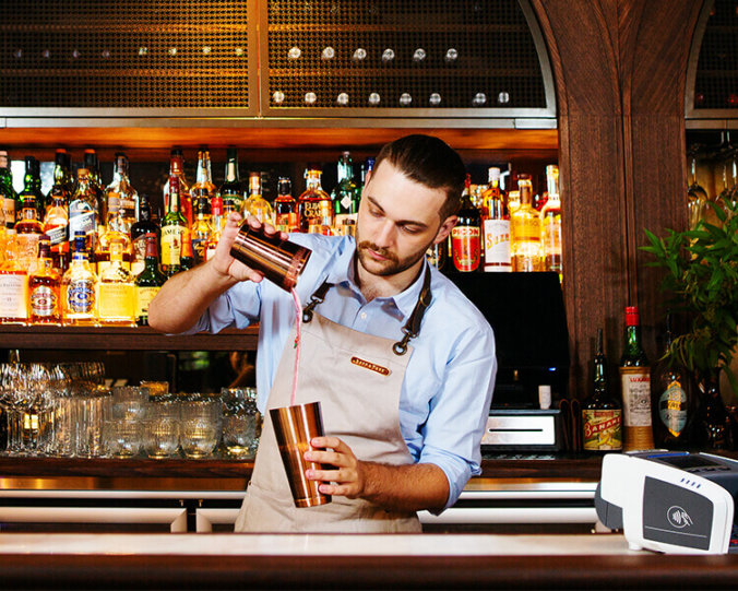 bar tender