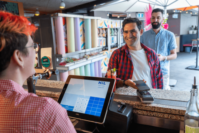 tyro-blog-back-to-business-eftpos-machine