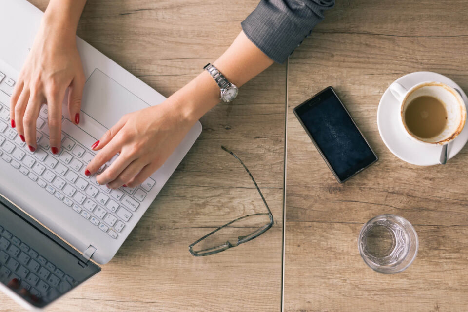 tyro-blog-business-grants-using-laptop